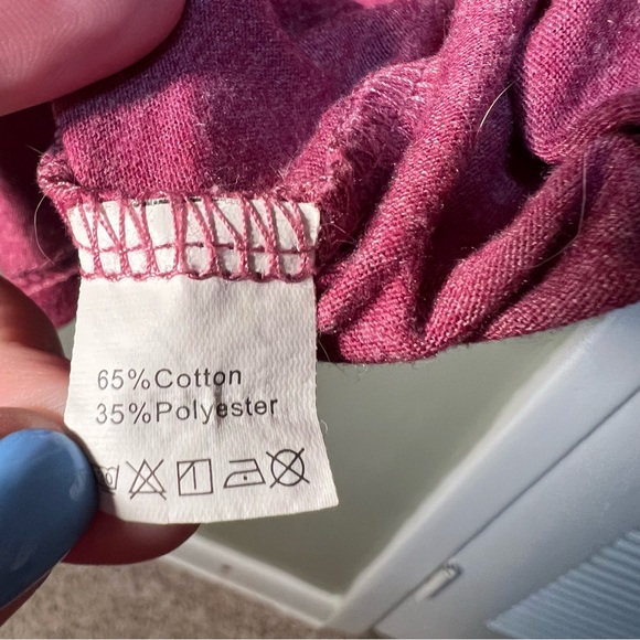 Burgundy T-Shirt Adventure Awaits Mountain Graphic 4XL - Picture 9 of 9